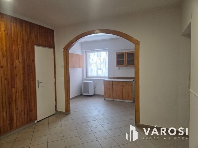 Kedvező árú, 68 nm-es vásártéri lakás