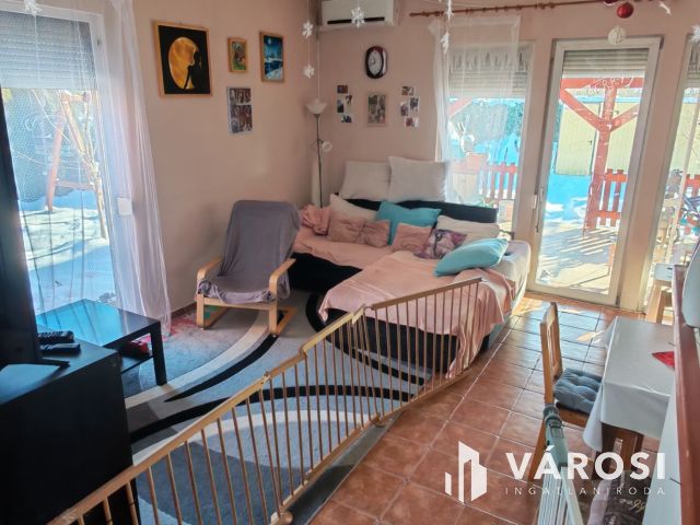 Jó elrendezésű családi ház eladó!