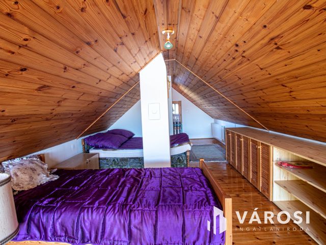 Állandó lakhatásra, de vendégháznak is ideális