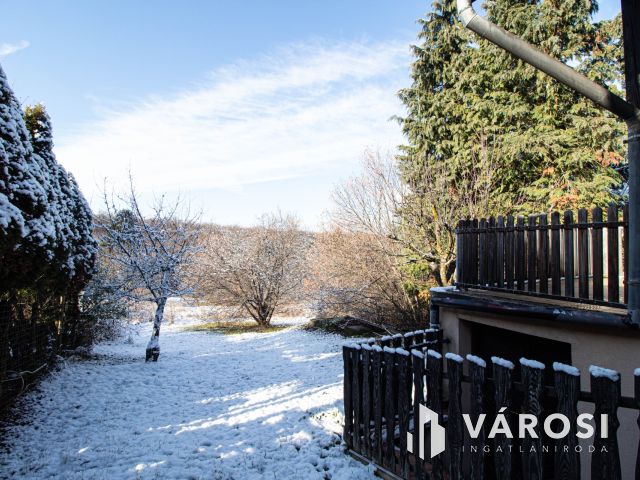 Állandó lakhatásra, de vendégháznak is ideális