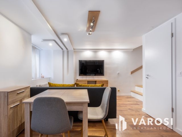 Belvárosi tágas duo otthon