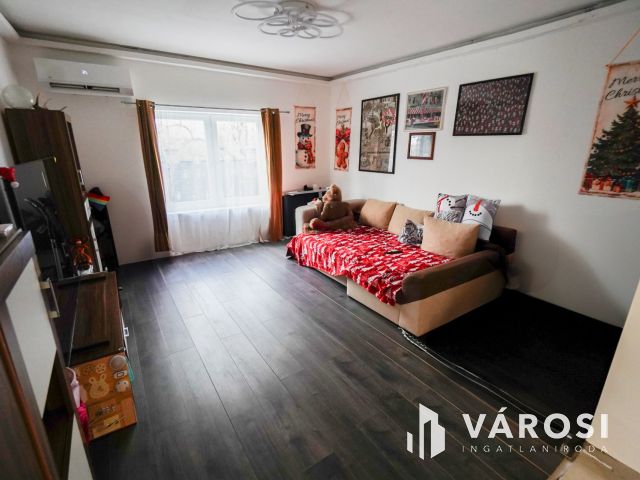 Kilátással a Börzsönyre Letkésen!