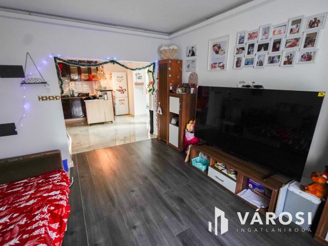 Kilátással a Börzsönyre Letkésen!