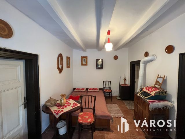 Figyelem! Tiszafüreden Nagyon Szép Parasztház Eladó!