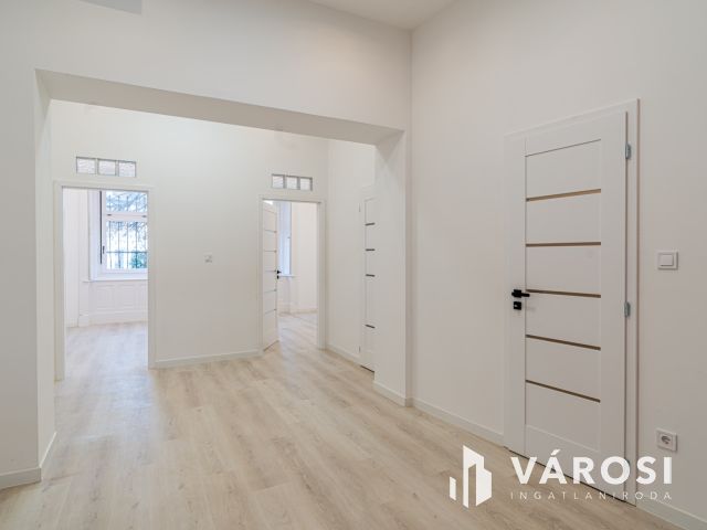 Akár lakni akár befektetni Vásárhely belvárosában 02