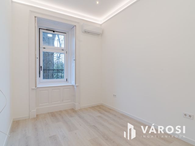 Akár lakni akár befektetni Vásárhely belvárosában 04