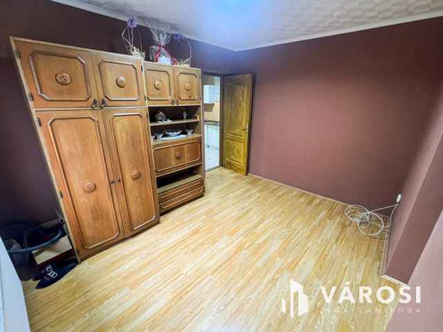 Újfehértó – Háromszobás családi ház  a meggy városában!