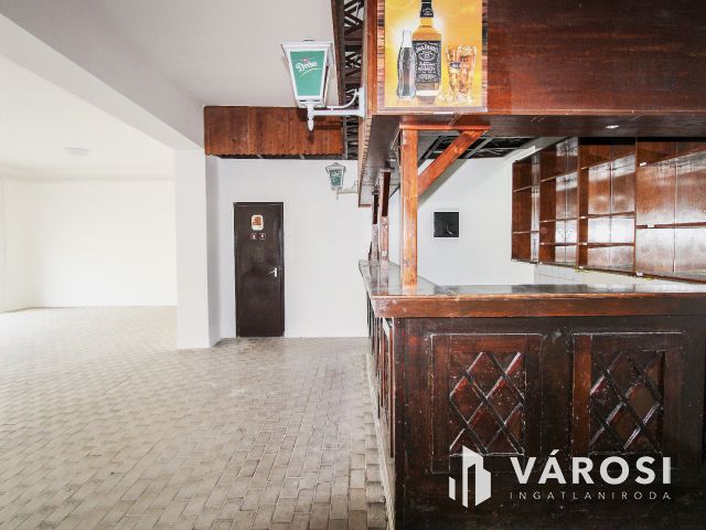 Földszinti társasházi lakás