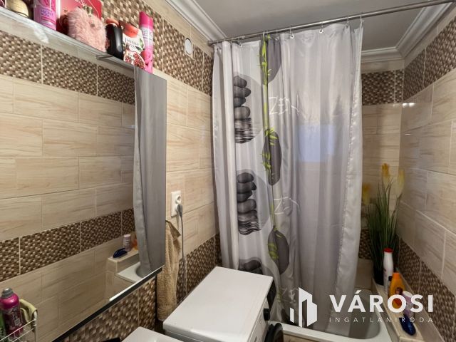 Debreceni Csinos 2 szobás Ház, Filagóriával, Tárolókkal!