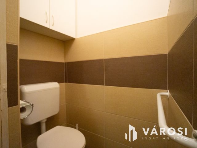 Eladó családi ház Dunaszeg központjában