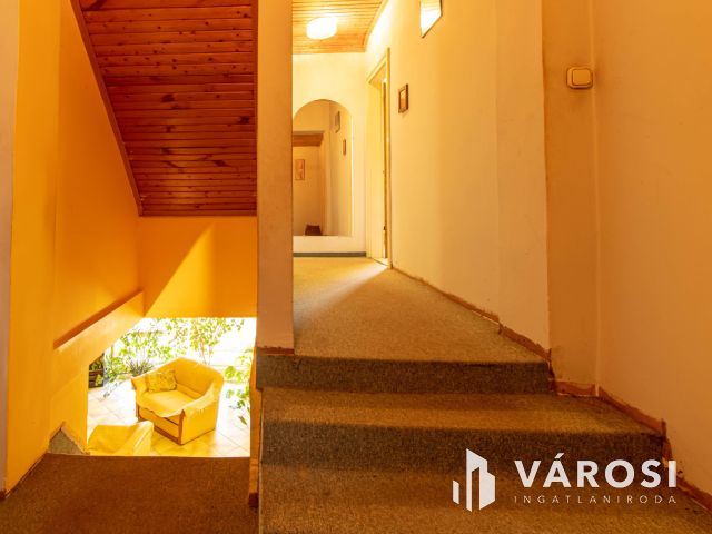 Nagycsaládosok álma – Sárisápi családi otthon 4 hálószobával