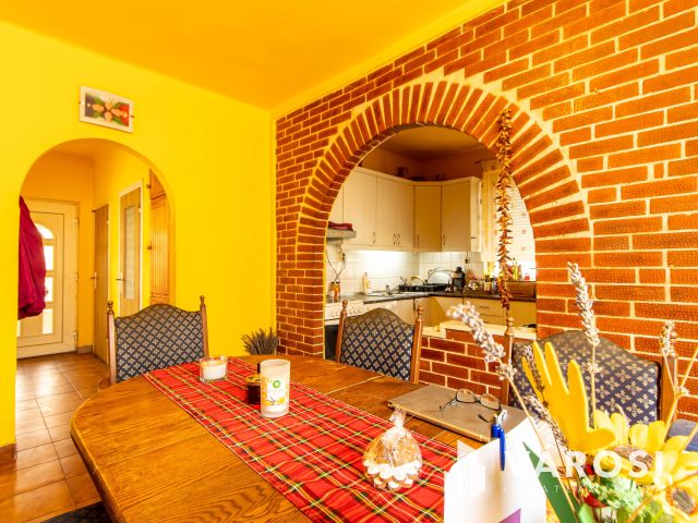 Nagycsaládosok álma – Sárisápi családi otthon 4 hálószobával