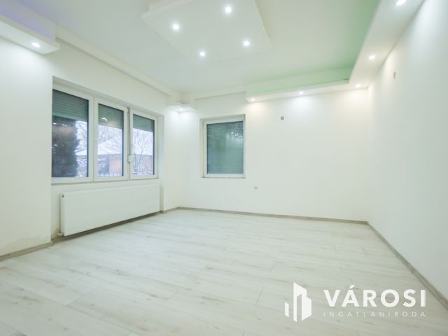 Felújítás alatt lévő családi ház Rákoscsabán!