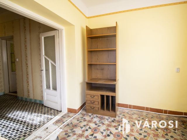 Nagy ház, jó elrendezés Kétsopronyban