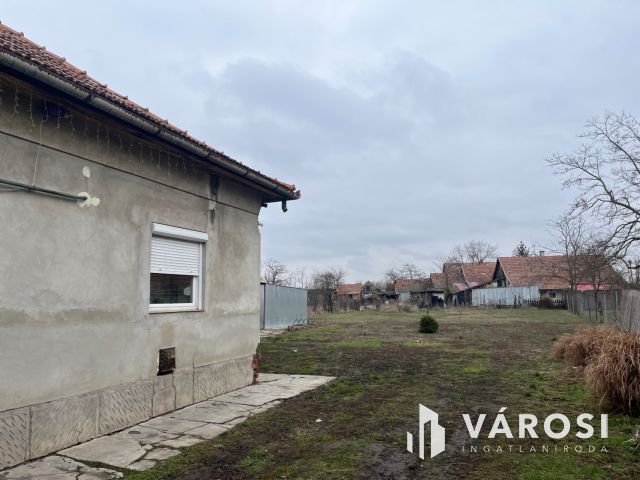 Tótkomlósi családi ház