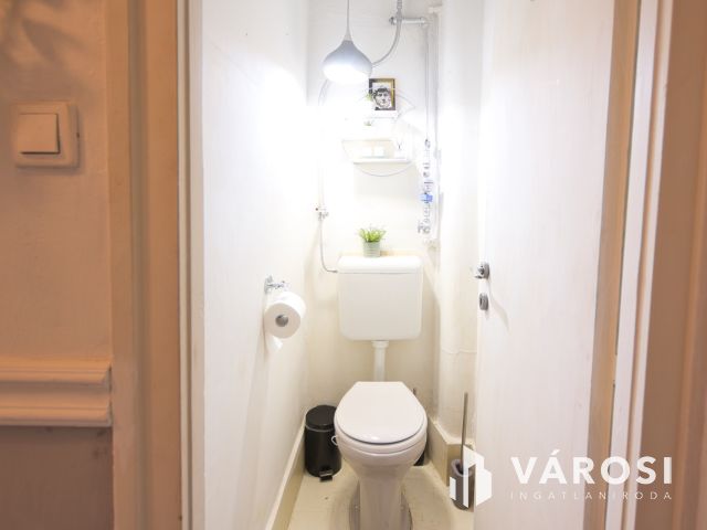 Meglátni és megszeretni: extra, 3. emeleti, erkélyes lakás