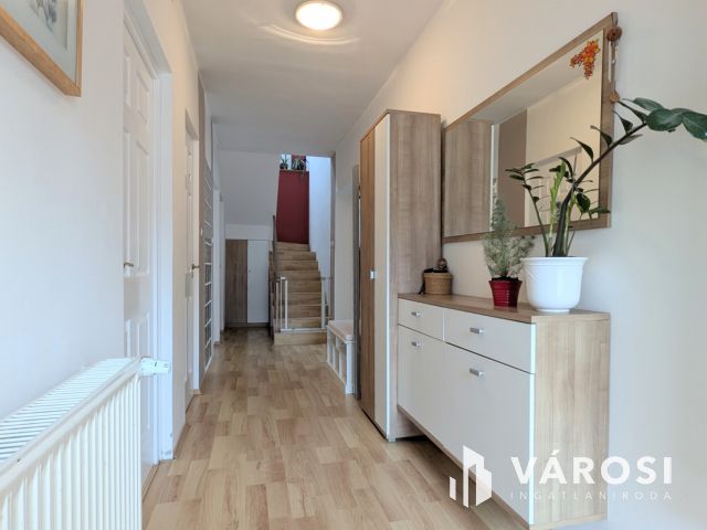 Tökéletes családi otthon a kertvárosban!