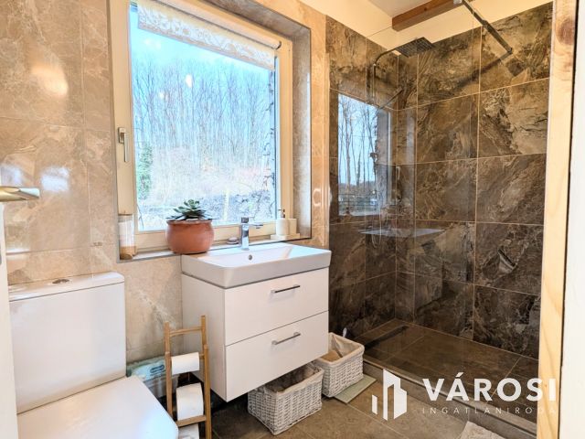 Mesebeli birtokon mesebeli ház!