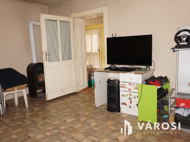 Vályogház Újvároson