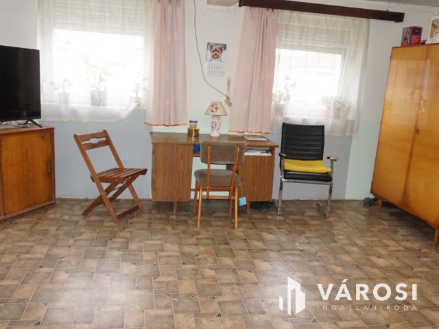 Vályogház Újvároson