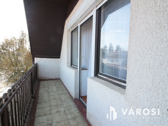 Családi ház gondos bérlőt keres