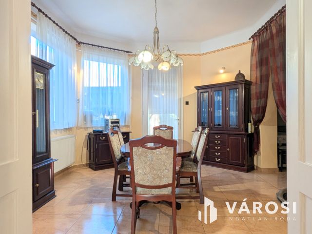 Elegáns otthon modern elemekkel!