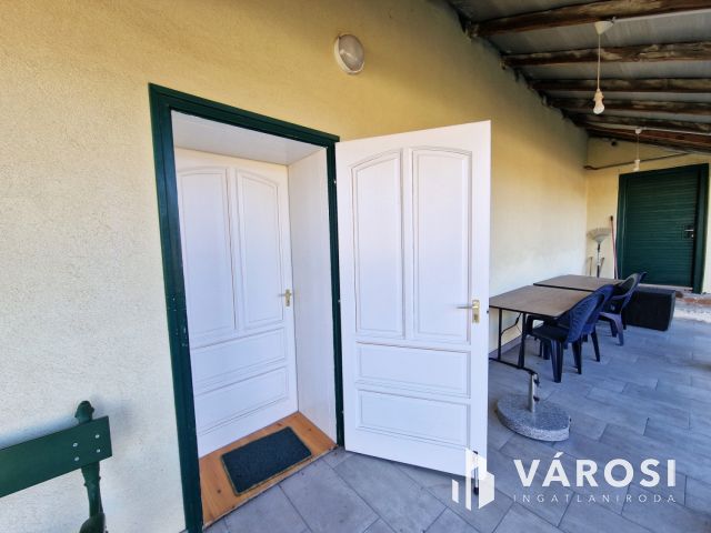 Hangulatos vidéki kúria a Sebes-Körös közelében