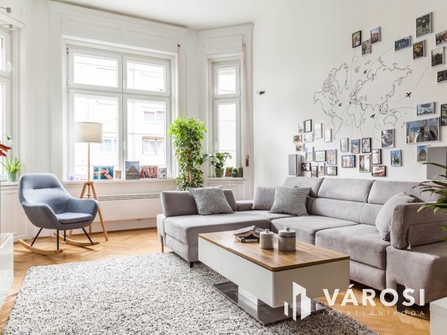 Napfényes családi otthon Újlipótvárosban a Gogol utcában