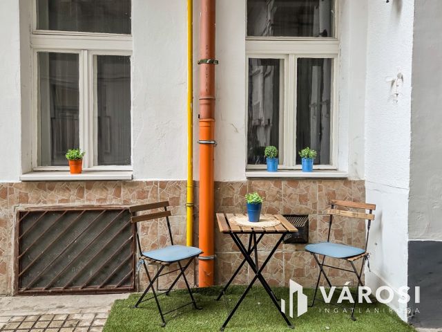 Befektetésnek ideális lakás a 6. kerület szívében