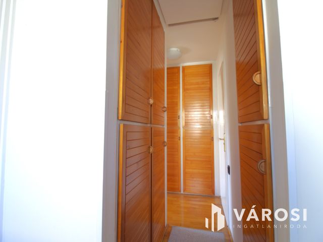 Ritka lehetőség: 204 m2 prémium sorházi otthon saját kerttel