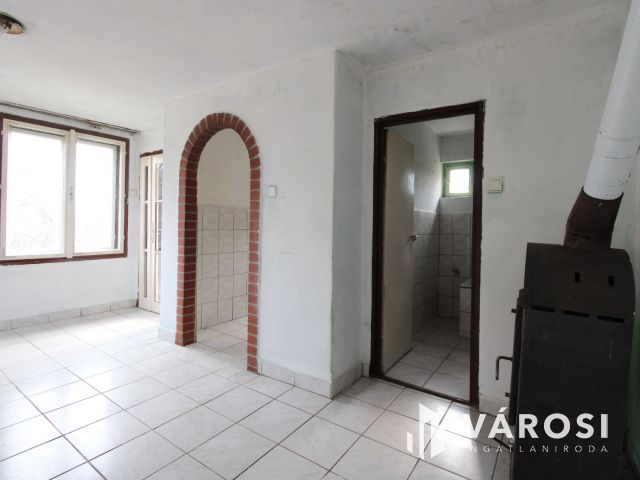 Panorámás kisház Felsőörs Kishegyen