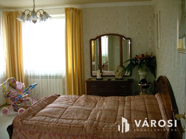 Privát élettér és wellnes-Exkluziv ház a Magdolnavölgyben