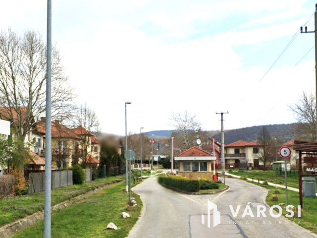 Privát élettér és wellnes-Exkluziv ház a Magdolnavölgyben