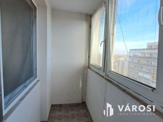 Agrárhoz közeli csendes, biztonságos panel lakás eladó