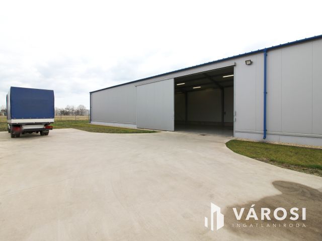 Kiadó raktár csarnok Hódmezővásárhelyen