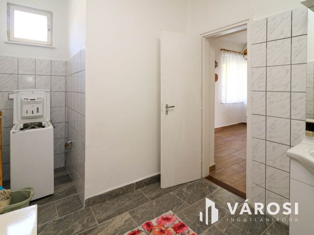 Felújított házrész eladó Nagyszénáson