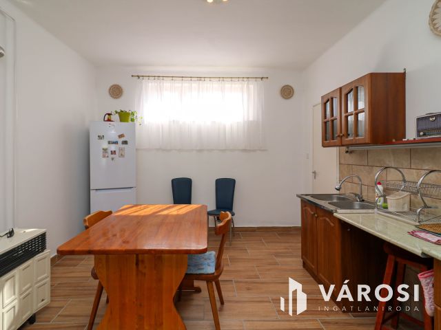 Felújított házrész eladó Nagyszénáson