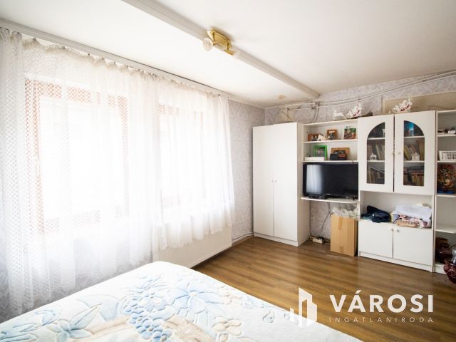 Tágas családi ház Szarvason, a víziszínház közelében