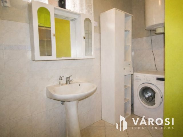 Tágas családi ház Szarvason, a víziszínház közelében