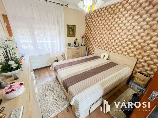 Panorámás kilátás bővítési lehetőséggel Ürömön!