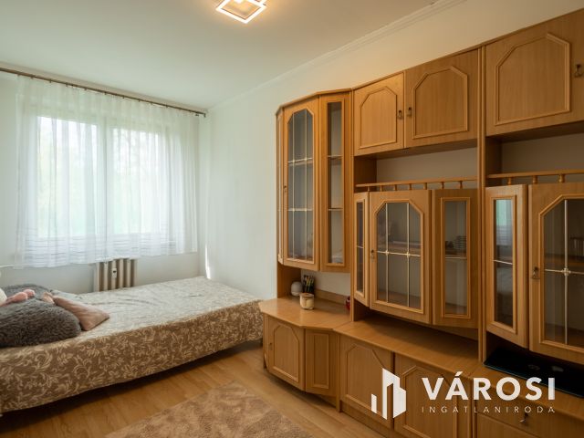 Felújított panelprogramos lakás a Liget közelében