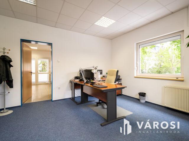Kiadó, földszinti, napfényes iroda Zuglóban |