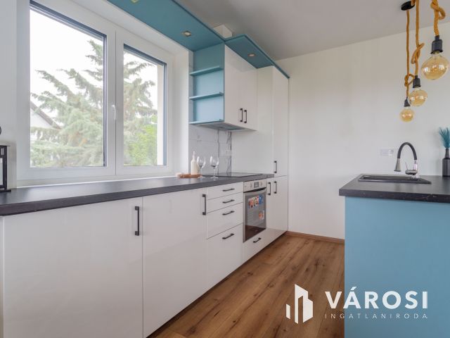 Panorámás luxus lakás Balatonföldváron kiadó