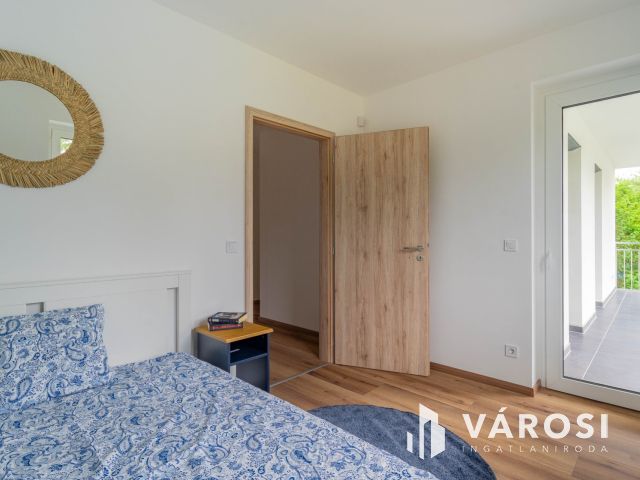 Panorámás luxus lakás Balatonföldváron kiadó