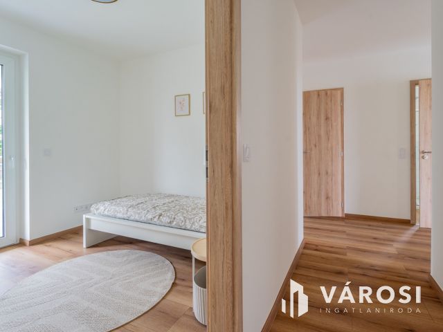 Panorámás luxus lakás Balatonföldváron kiadó