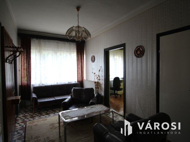 Nagyszerű családi otthon Csepregen!