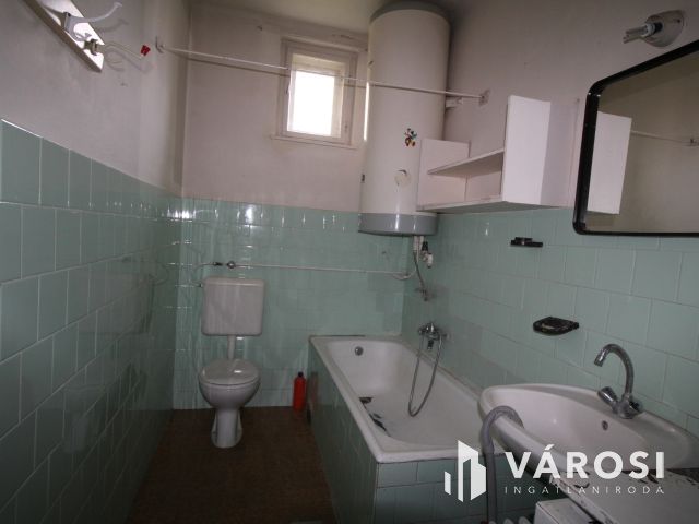 Nagyszerű családi otthon Csepregen!