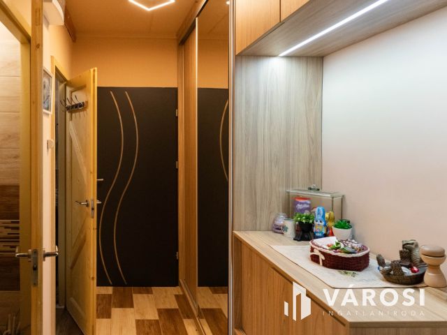 Felújított lakás kiváló állapotban a Vajda utcában