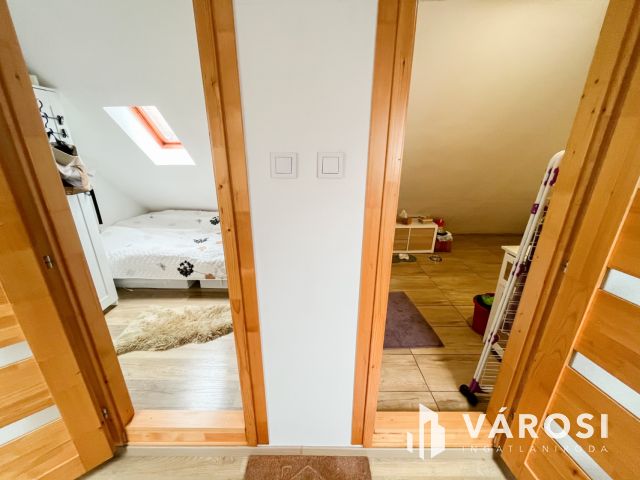 3 ingatlan 1 áráért Szentendrén!