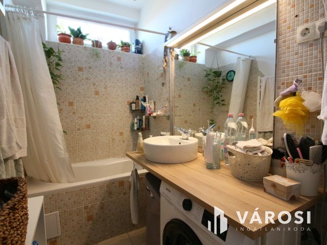 Kényelmes otthon a belváros közelében